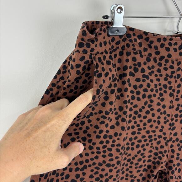 Old Navy High-Waisted Playa Shorts XL Brown Animal Print pull on pockets casual - Picture 3 of 7